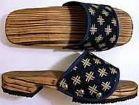 竹ふみ式健康履き杉サンダル